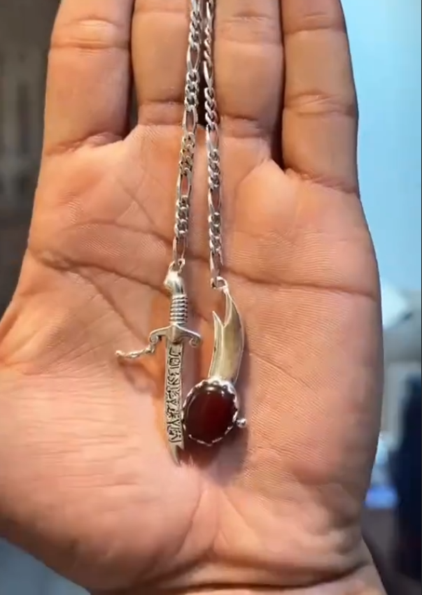 Aqeeq Stone Zulfiqar Necklace