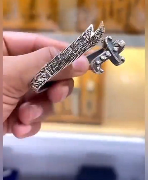 Trending Zulfiqar Sword Karra