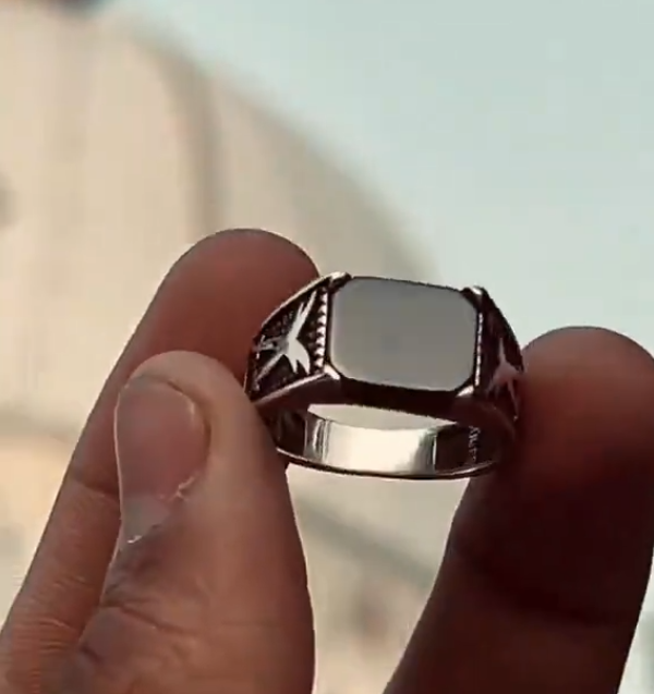 Zulfiqar Karra Ring Set