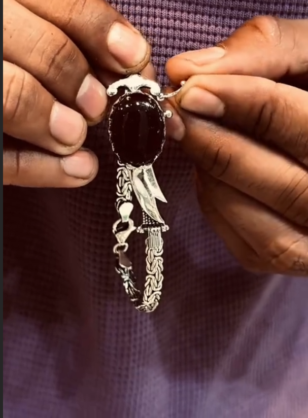 Opening Zulfiqar Bracelet