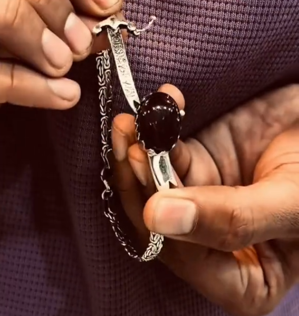 Opening Zulfiqar Bracelet