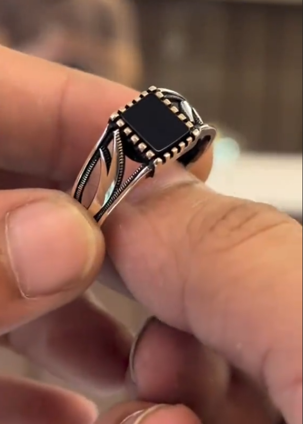 Zulfiqar Aqeeq Ring